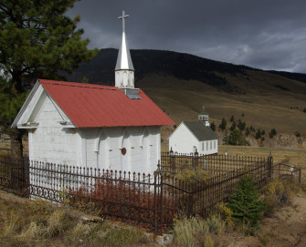 Creede Cemetery (photo by b4Studio) Creede Cemetery (photo by b4Studio)