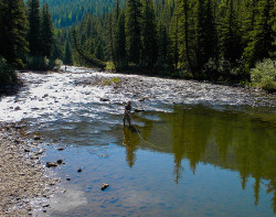 Fishing on the Rio Grande River at River Hill (photo by Kathy Killip) Fishing on the Rio Grande River at River Hill (photo by Kathy Killip)